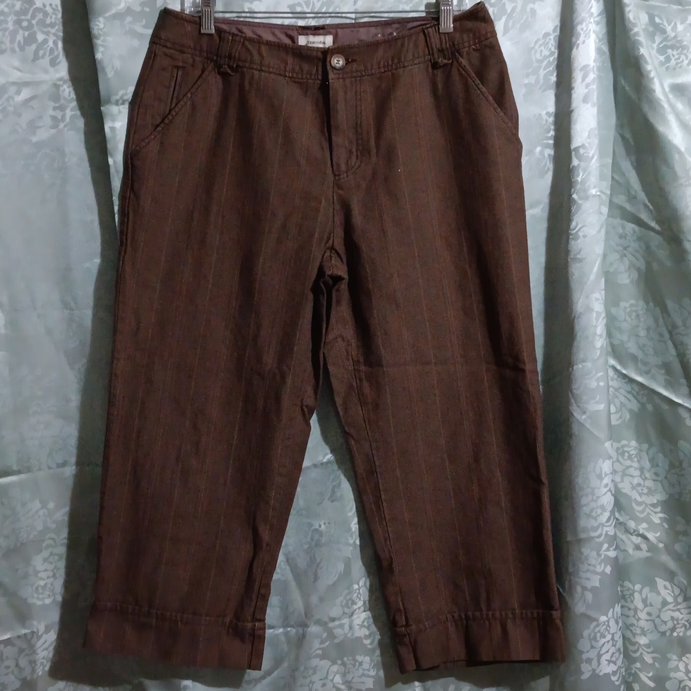 St John's capris